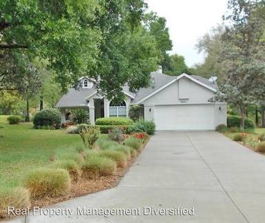 Main picture of 9601 SW 194th Cir