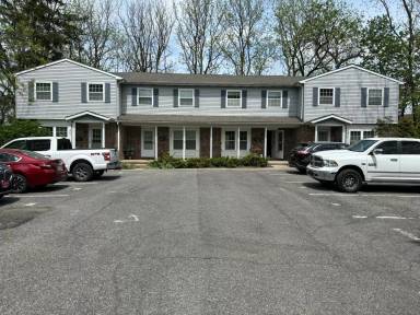 Main picture of 307 S 12th St