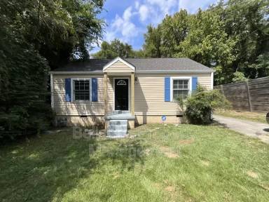 Main picture of 945 W Greenwood Ave