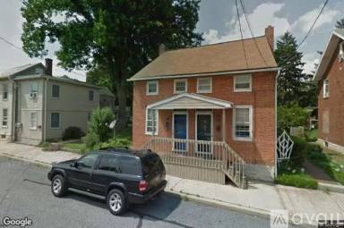 Main picture of 225 Mount Joy St