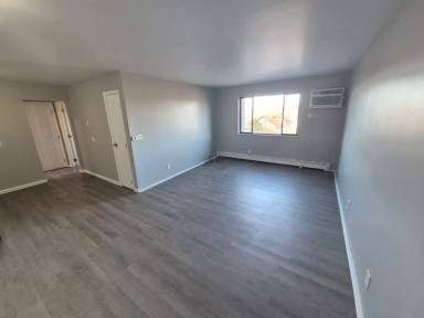 Main picture of 2517-21 Warren St