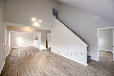 Main picture of 6901 Jackson Ave