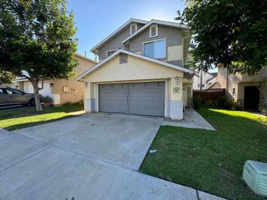 Main picture of 776 Nicholas St