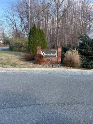 Main picture of 2009 Lakeside Dr