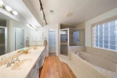 Main picture of 2055 Riverlawn Dr
