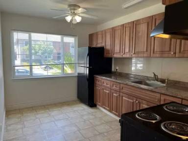 Main picture of 2165 Royal Dr