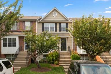 Main picture of 10907 Daniel Sim Ct