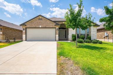 Main picture of 1226 Kiskadee Branch Dr