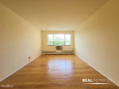 Main picture of 660 W Wrightwood Ave