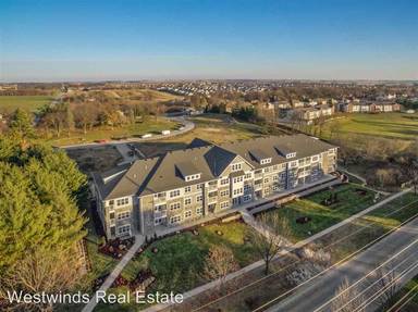 Main picture of 260 N Scott Blvd