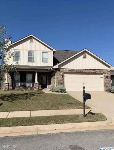 Main picture of 343 Dovington Dr