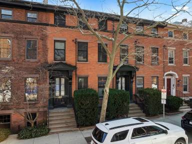 Main picture of 407 Temple St