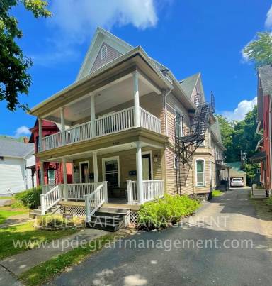 Main picture of 48 Rowley St