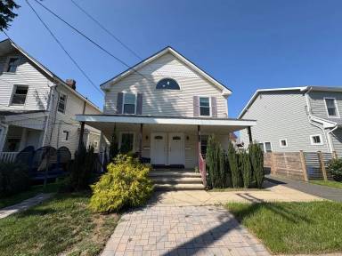 Main picture of 511 Sewall Ave