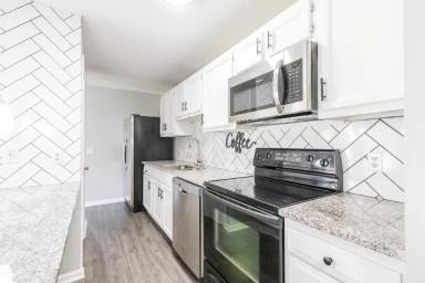 Main picture of 6158 Meadow Rose Ln