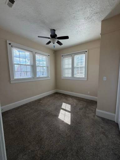 Main picture of 115 Lockett St