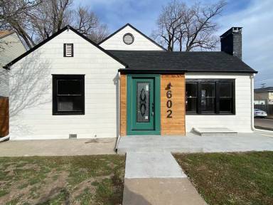 Main picture of 602 N Dellrose Ave