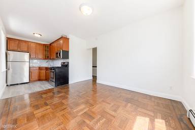 Main picture of 3 E 40th St