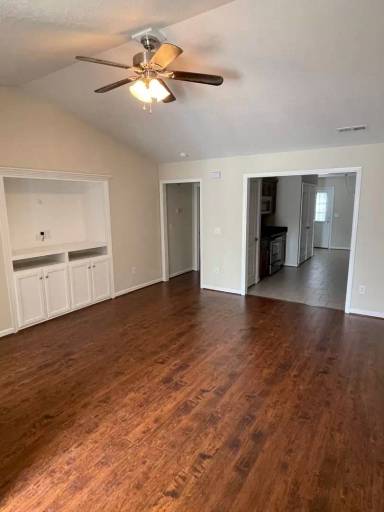Main picture of 64 Embecca Lndg