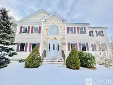 Main picture of 35 Redgate Ln