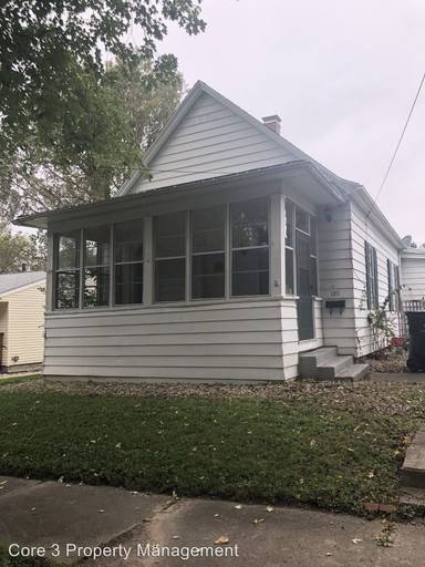 Main picture of 1311 W Elm St