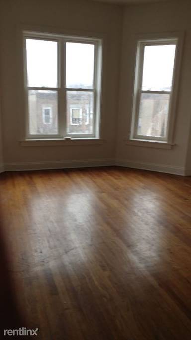 Main picture of 4012 W Jackson Blvd