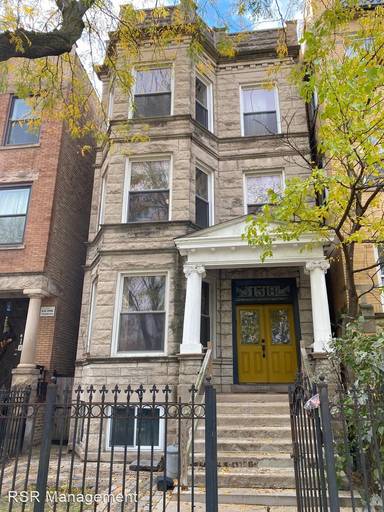 Main picture of 1518 N Kedzie Ave