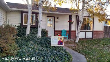 Main picture of 10078 S Bagpiper Cir