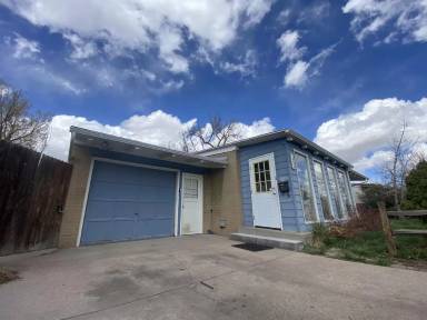 Main picture of 1934 E Pershing Blvd