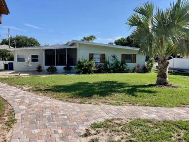 Main picture of 1920 NW 18th St