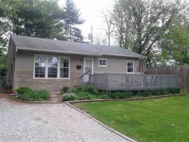 Main picture of 2513 E 5th St