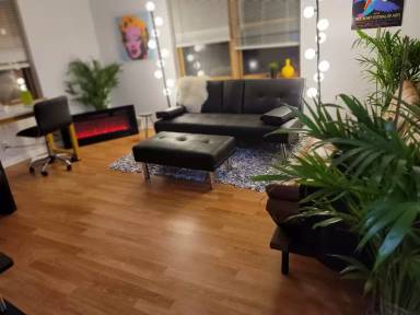 Main picture of 3411 S Howell Ave