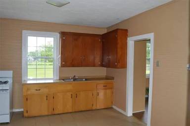 Main picture of 1834 Bayou Rd