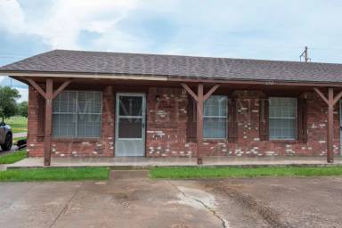 Main picture of 2201 Woodland Ave