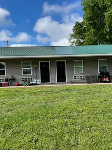 Main picture of 385 Dooley St NE