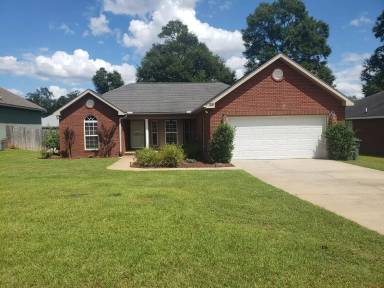 Main picture of 108 Avalon Ln
