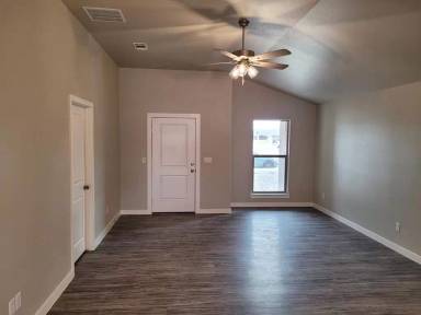 Main picture of 6709 Lonesome Dove Ln
