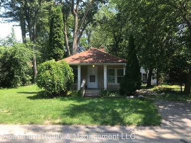 Main picture of 18520 Foch St