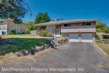 Main picture of 10708 NE 194th St