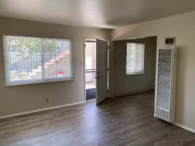 Main picture of 205 Avery Ln