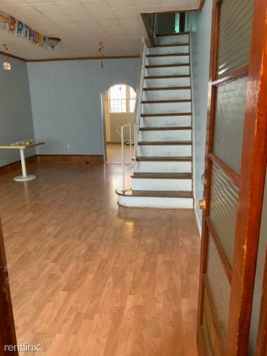Main picture of 1804 S Bancroft St