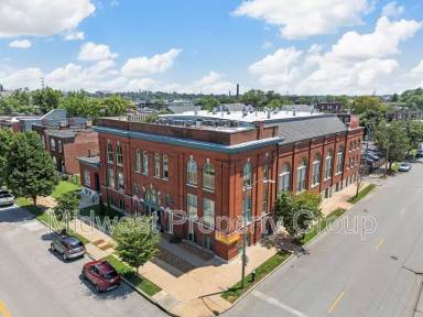 Main picture of 4244 Chouteau Ave