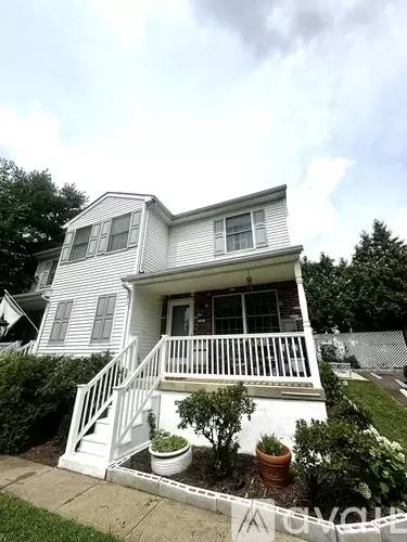 Main picture of 945 Lightstreet Rd