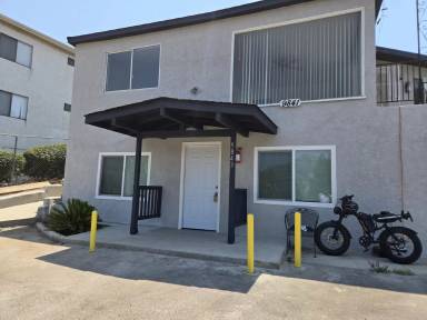 Main picture of 9843 Dale Ave