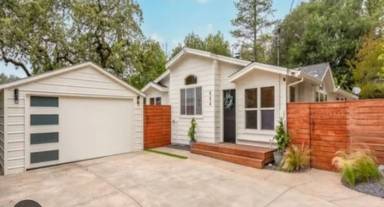 Main picture of 444 Los Alamos Rd