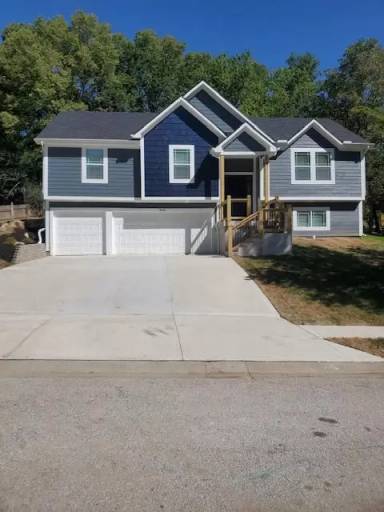 Main picture of 3605 SW Kimstin Cir