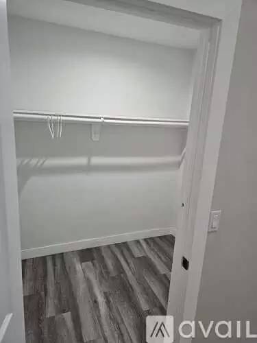 Main picture of 1121 Browning Blvd