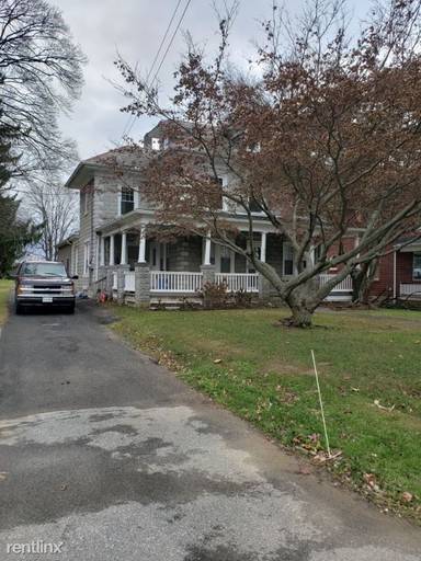 Main picture of 310 Manor Ave