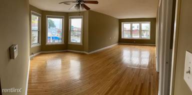 Main picture of 3001 N Ashland Ave