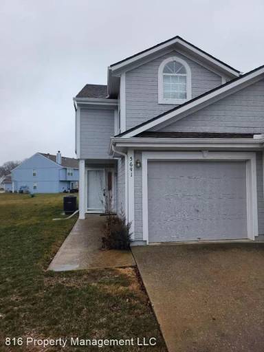 Main picture of 5691 NW Plantation Ln